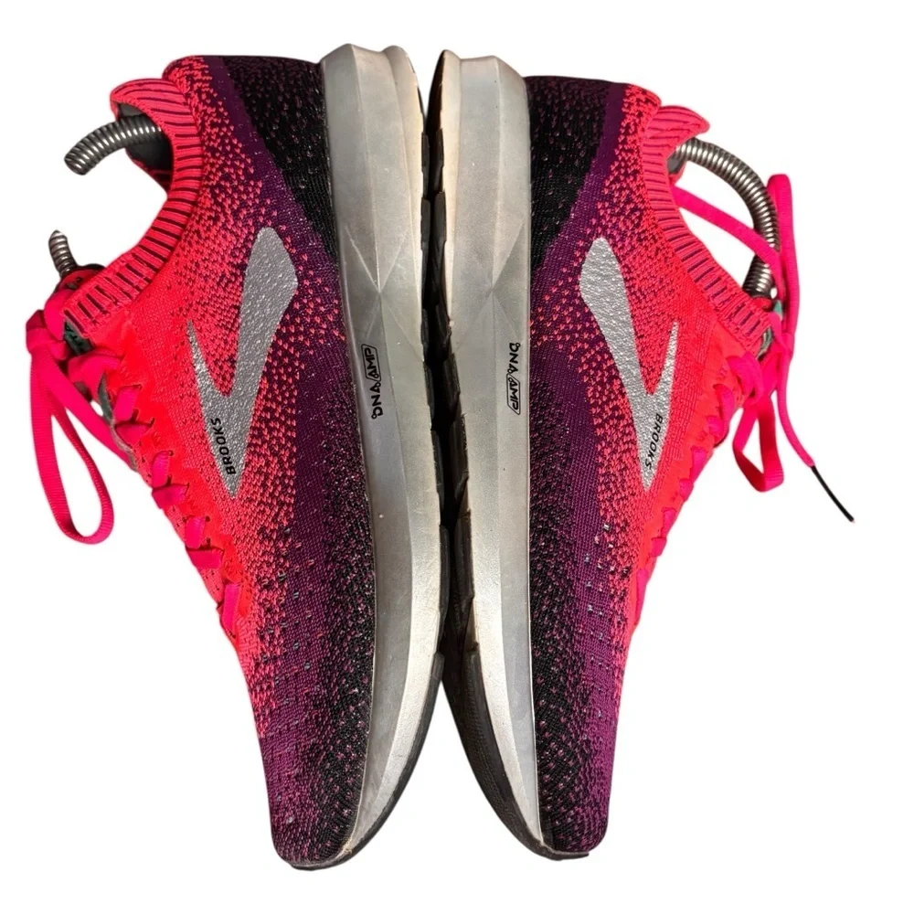 Brooks Levitate 2 Running Shoes in Purple and Coral – Women’s 8.5